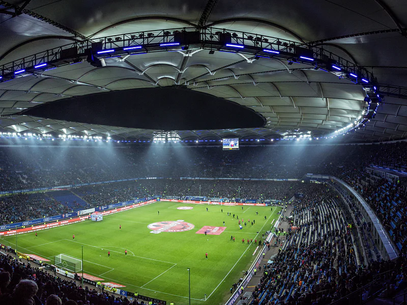 Flutlichtspiel in einem deutschen Fußballstadion