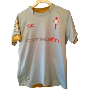 Celta de Vigo 2010-11 Heimtrikot