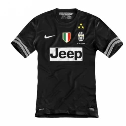 Juventus FC 2012-13 Auswärtstrikot