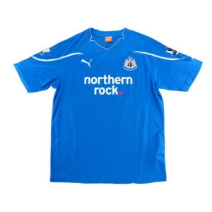 Newcastle United 2010-11 Auswärtstrikot