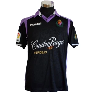 Real Valladolid 2016-17 Auswärtstrikot
